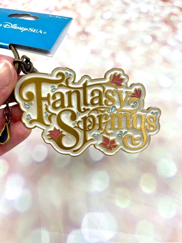 Porte clés Fantasy Springs Tokyo Disneyland - photo numéro 2