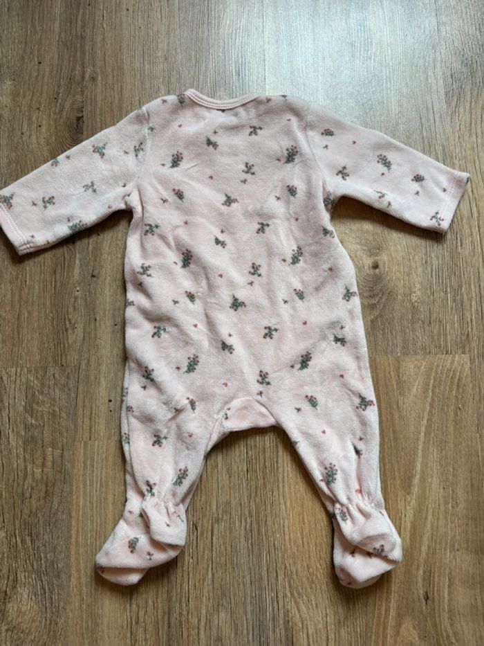 Lot 2 pyjamas velours 3 mois - photo numéro 7