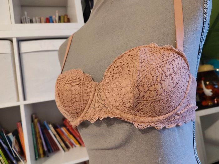 Soutien gorge - photo numéro 3