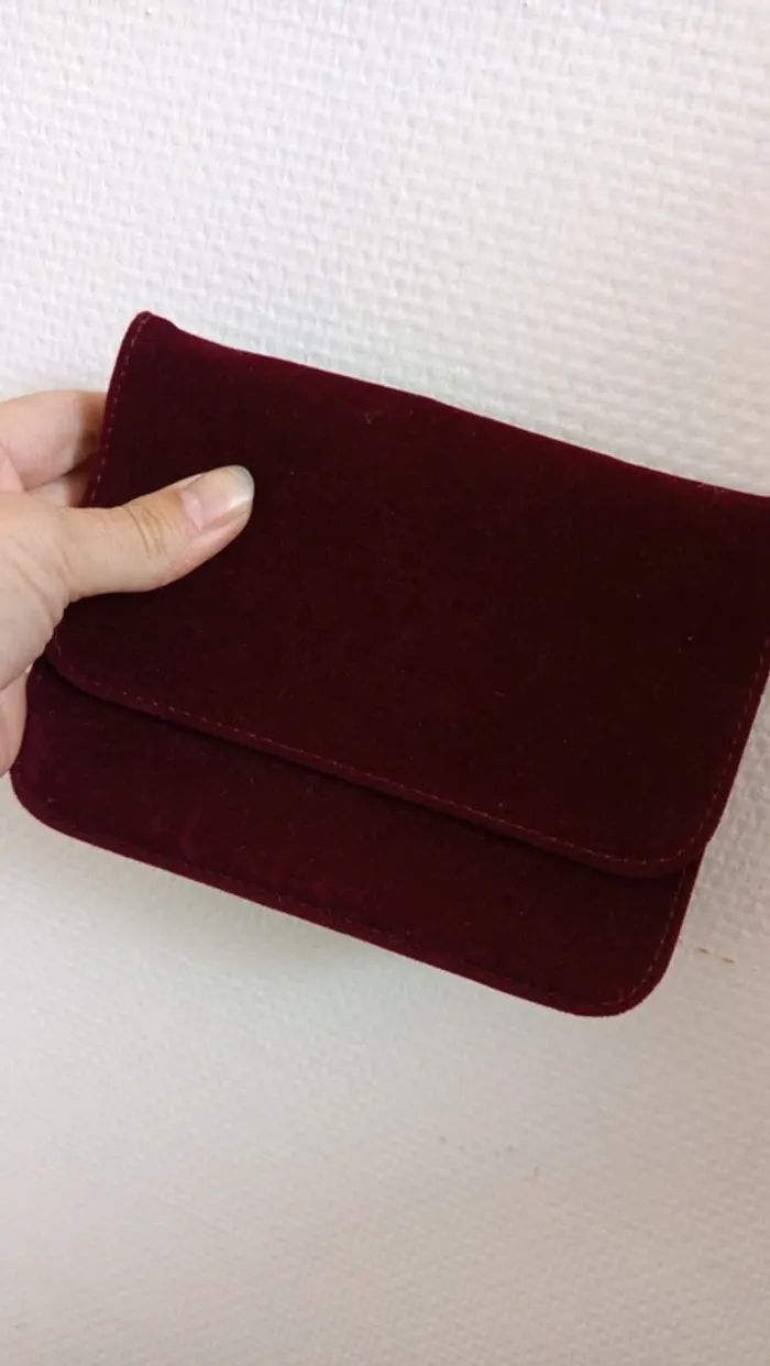 Pochette style velours bordeaux 🔸 André - photo numéro 2