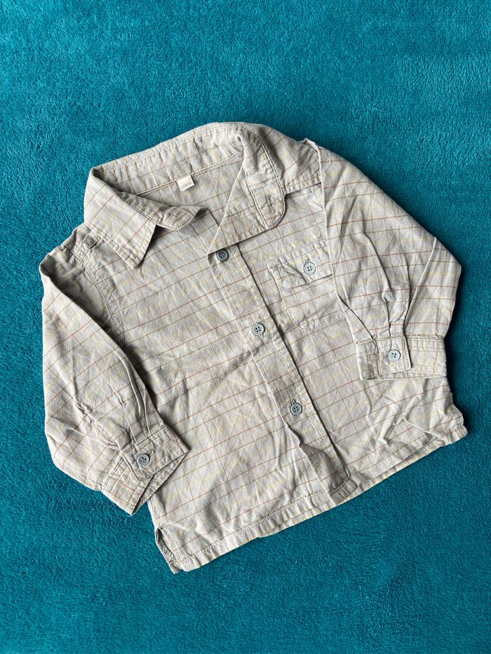 Lot 4 chemises 12 mois - photo numéro 4