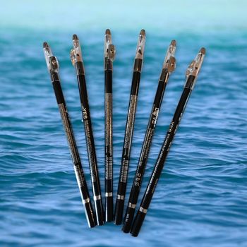 Crayon a yeux + taille crayons inclu