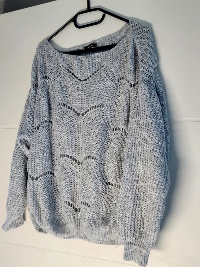 Pull gris