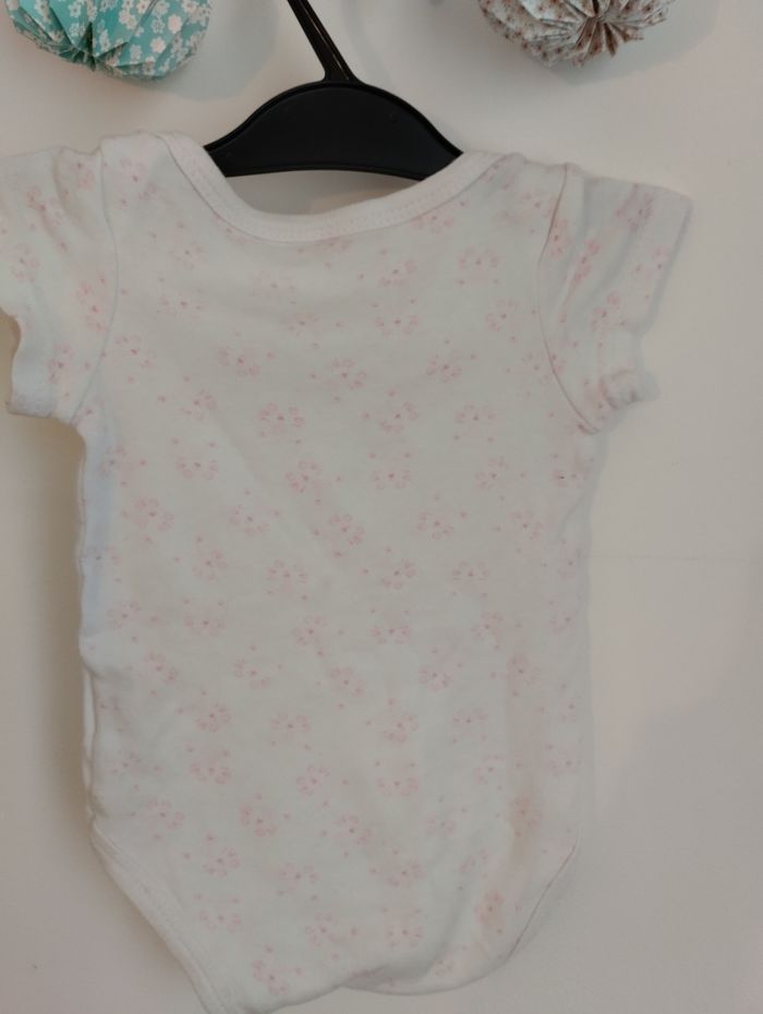 Lot 2 bodys - photo numéro 3