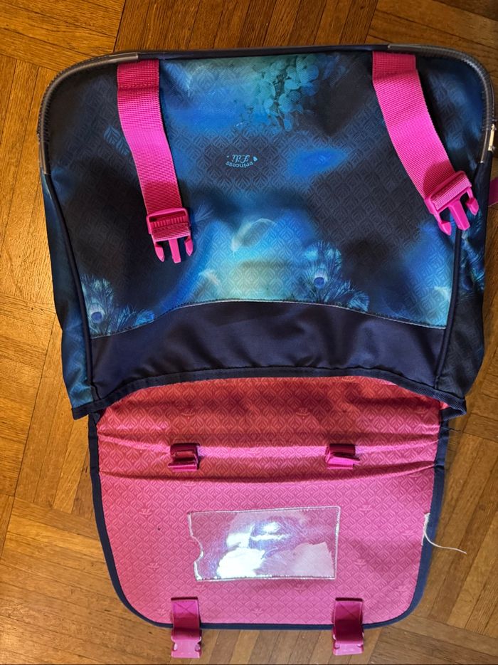 Cartable princesse Lili TBE - photo numéro 3