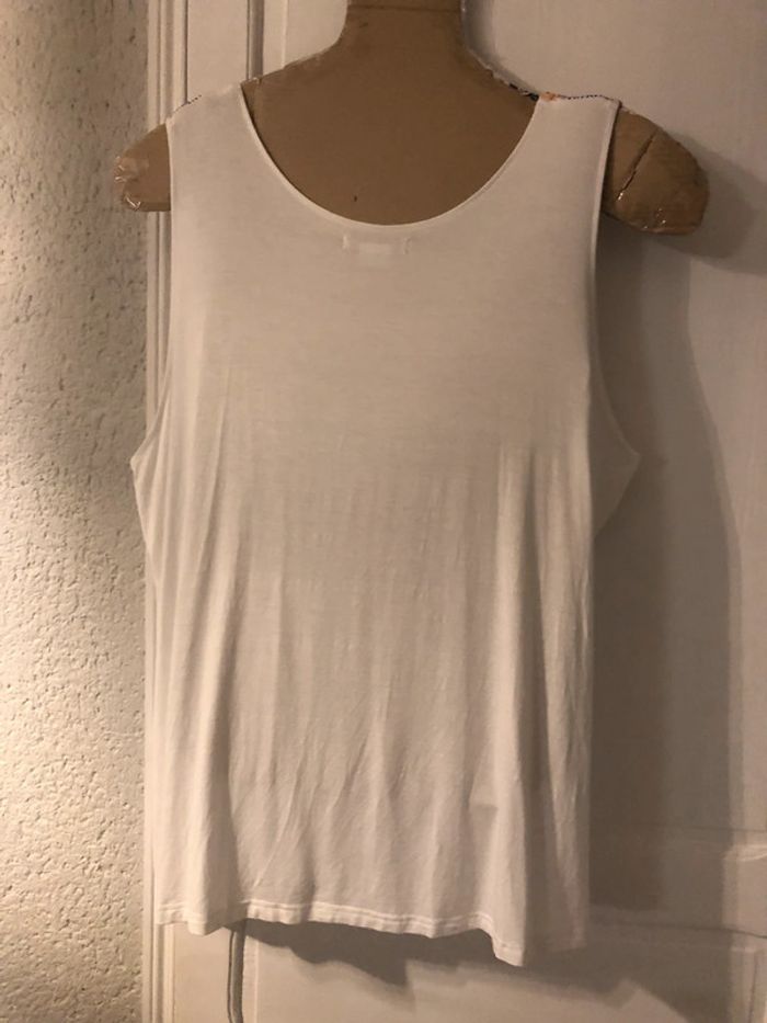 Blouse blanche et imprimée sans manches « atlas for Women » T54/56 NEUVE - photo numéro 2