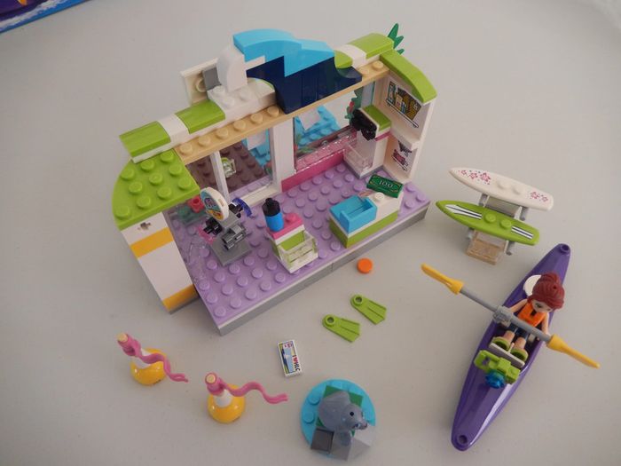 Lego friends 41315 Le magasin de la plage - photo numéro 2
