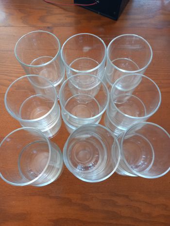 Lot 18 verres 20 cm.