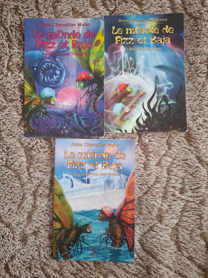 Lot de 3 tomes Le monde de Fizz et Baja en bon état