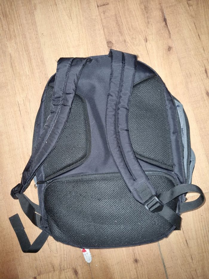 Sac à dos ordinateur portable. - photo numéro 2