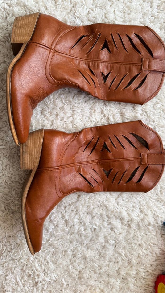 Bottines 👢 - photo numéro 4