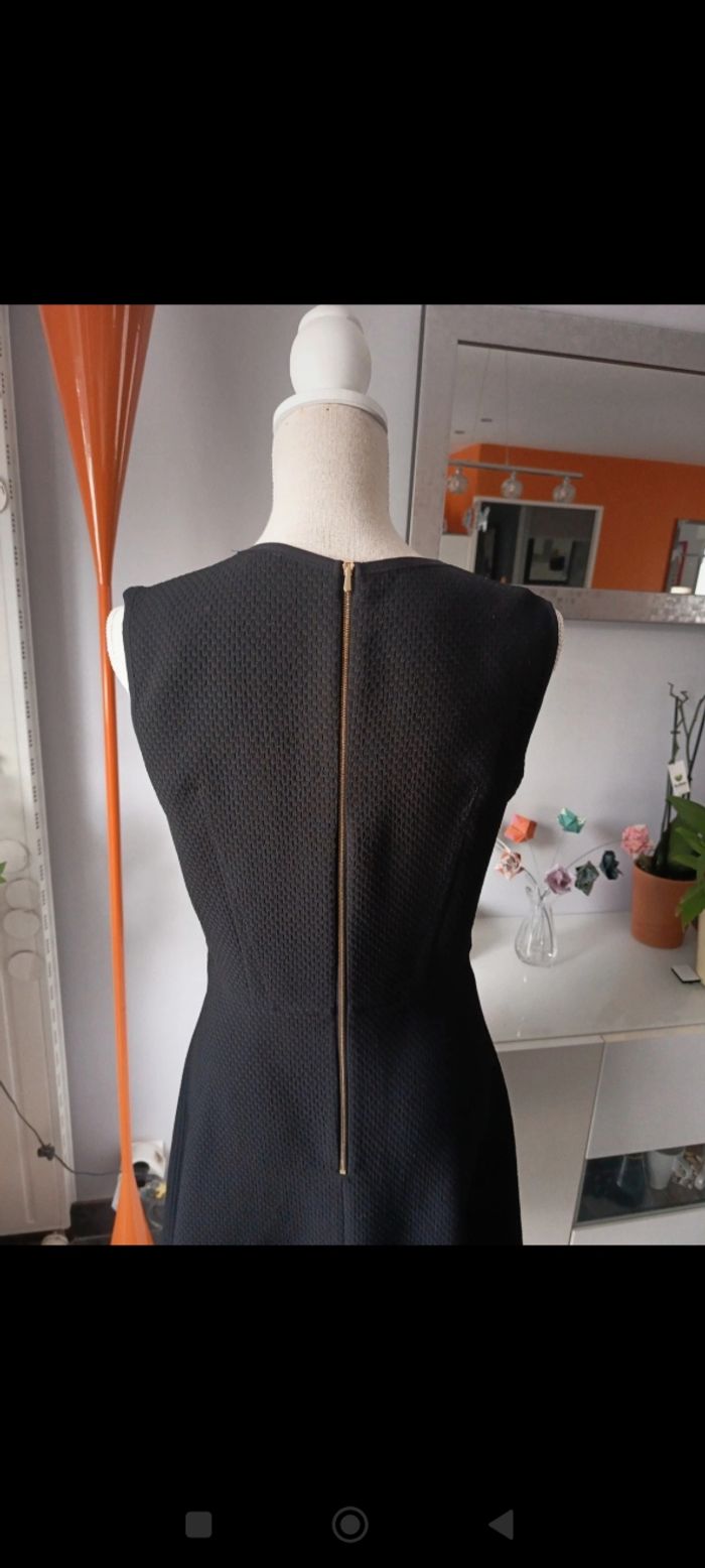 Robe noire Sandro taille 40 - photo numéro 4