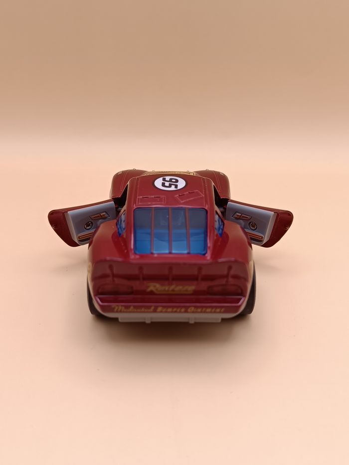 Voiture Cars Flash McQueen - photo numéro 3