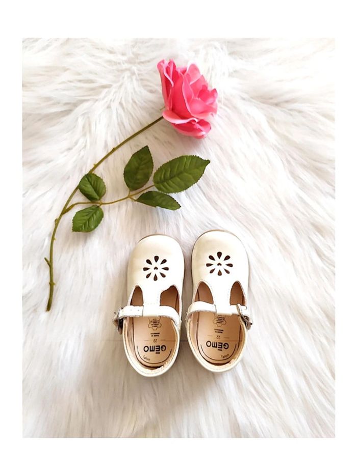 Chaussures bébé salomé montantes en cuir verni style rétro vintage printemps été