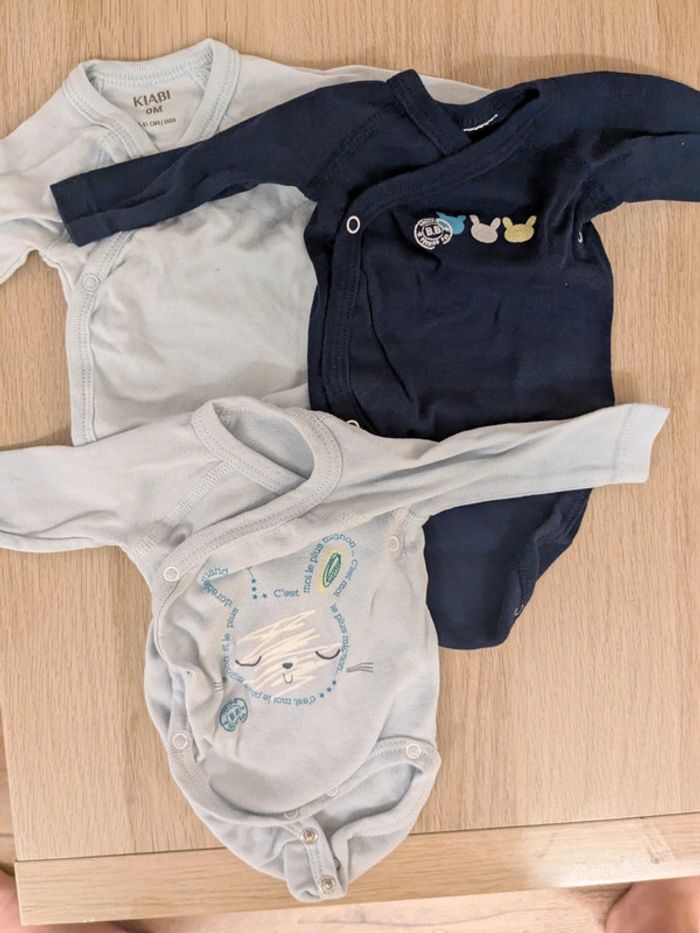 Lot bodies naissance