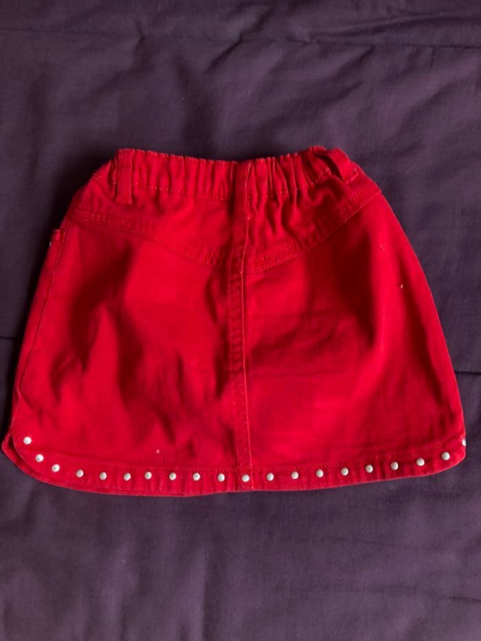 Jupe courte rouge - photo numéro 2
