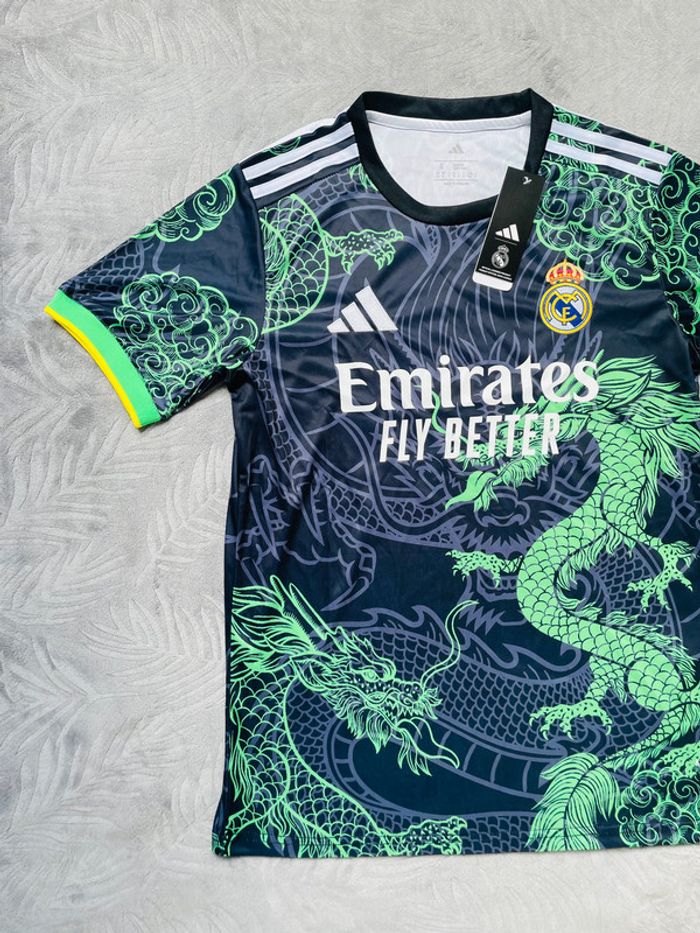 Maillot concept foot Réal Madrid noir et vert dragon taille S - photo numéro 2
