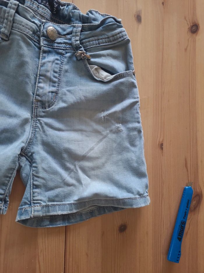 Short fille - photo numéro 3