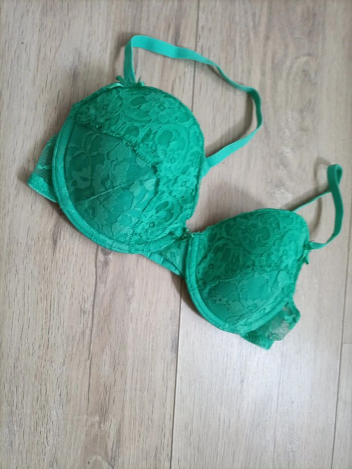 Soutien gorge - photo numéro 2