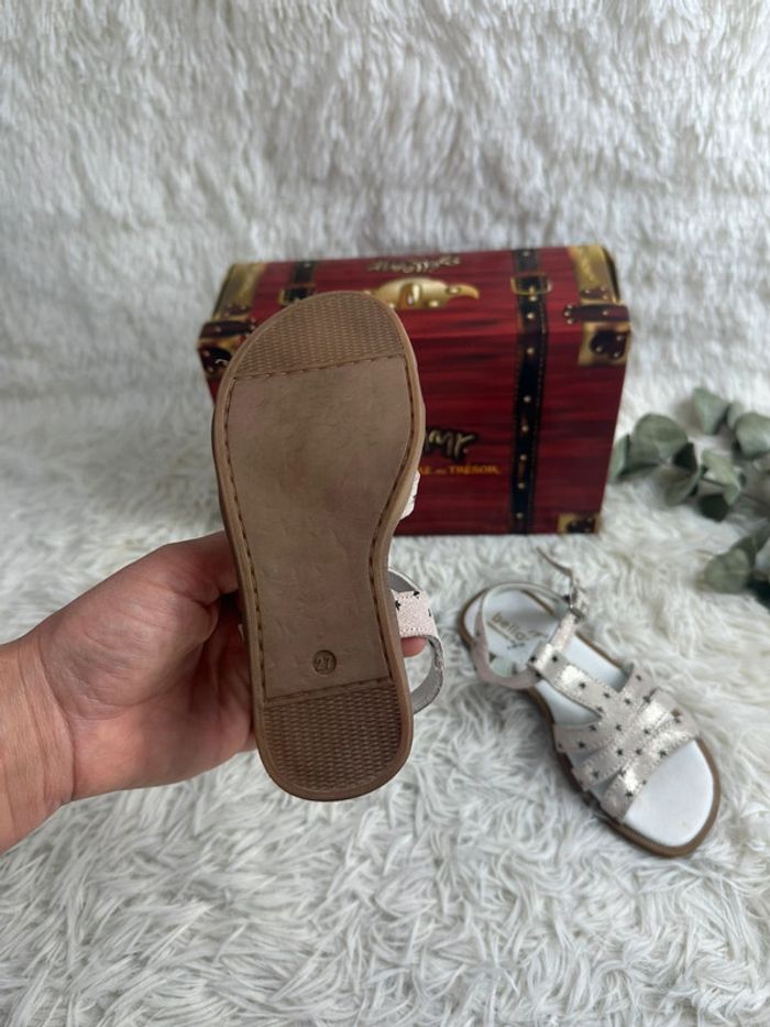 Paire de sandales rose étoile Bellamy taille 28 - photo numéro 4