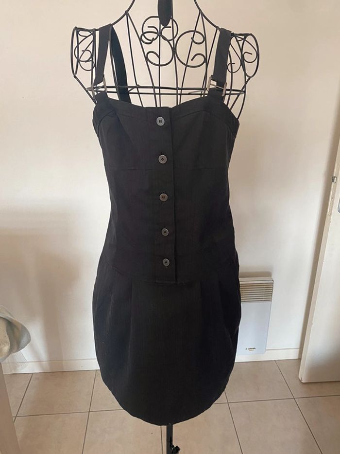 Robe noire
