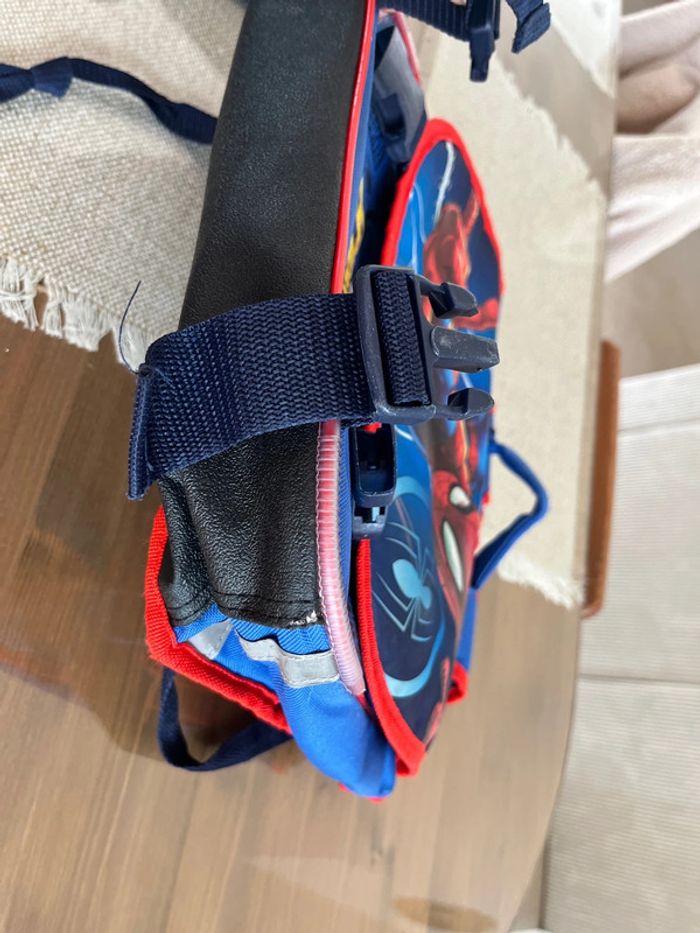 Cartable Spiderman - photo numéro 2