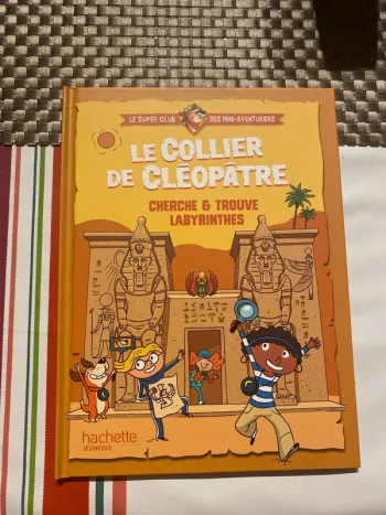 Livré Mc do Le collier de Cleopatre