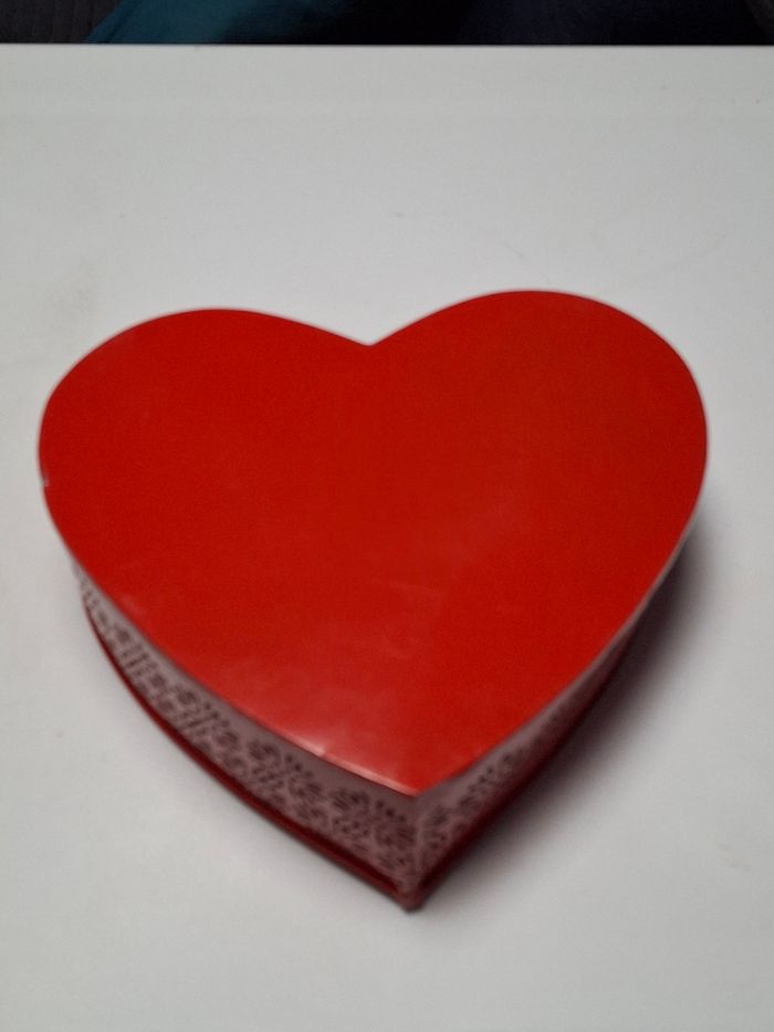 Corbeille  en métal,.forme cœur - photo numéro 3