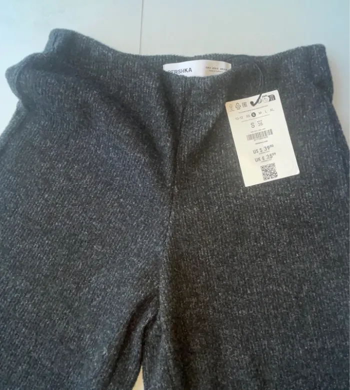 Pantalon bershka noir/gris neuf taille S - photo numéro 3