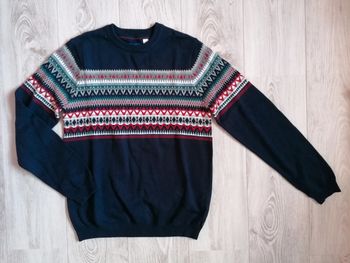 Pull Okaidi
Taille 14 ans
Neuf juste lavé