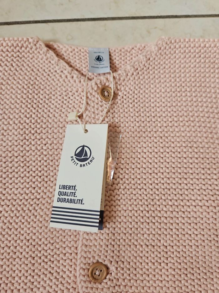 Gilet cardigan neuf petit bateau 18 mois - photo numéro 3