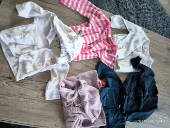 Lot gilets fille 3 mois