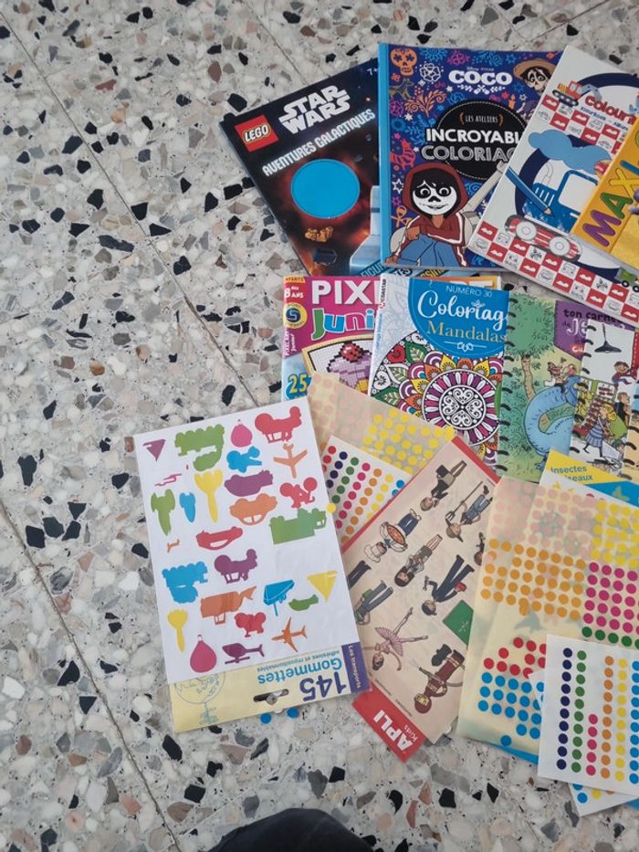 Lot coloriages et activités - photo numéro 2
