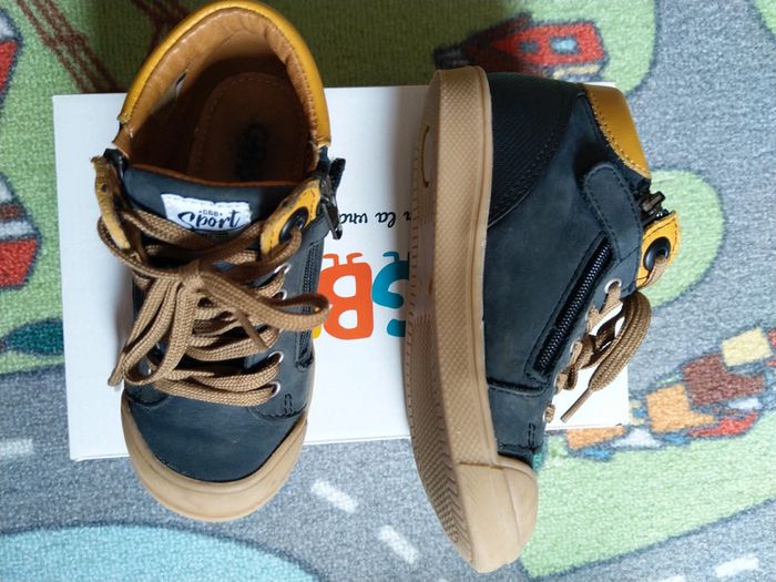Chaussures montantes de chez GBB pointure 27 - photo numéro 2