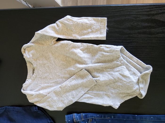Ensemble bébé fille 18 mois en bon état - photo numéro 3