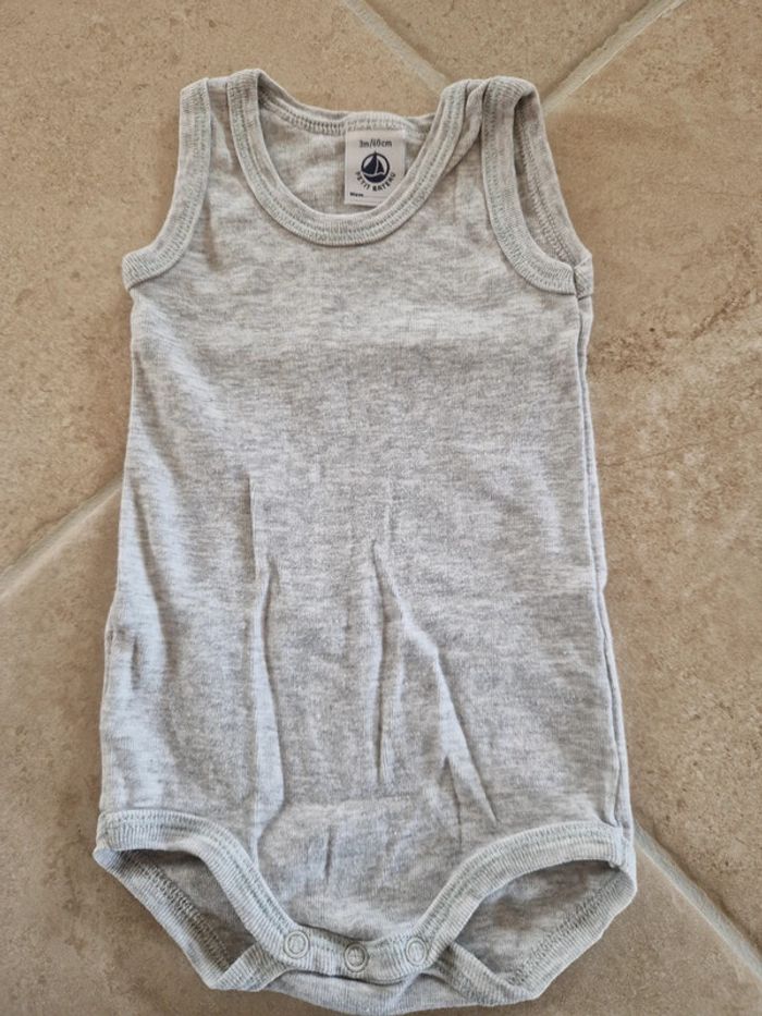 Lot de 8 bodies sans manches bébé garçon 3 mois - photo numéro 5