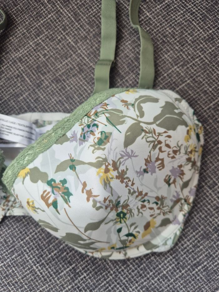 Soutien-gorge taille 100 D - photo numéro 2