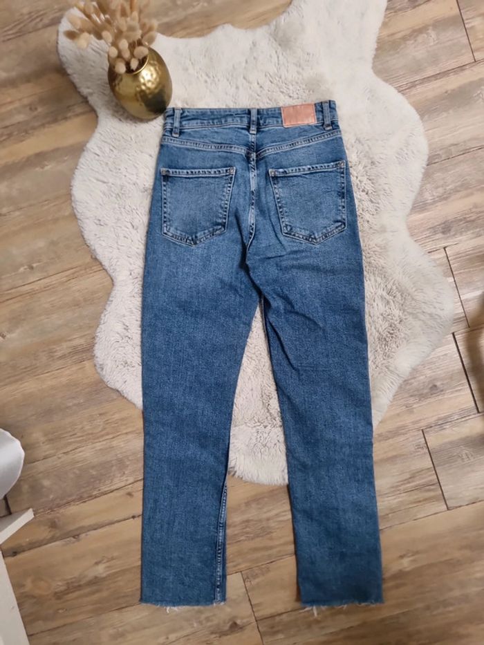 Jean Zara taille 32 - photo numéro 3