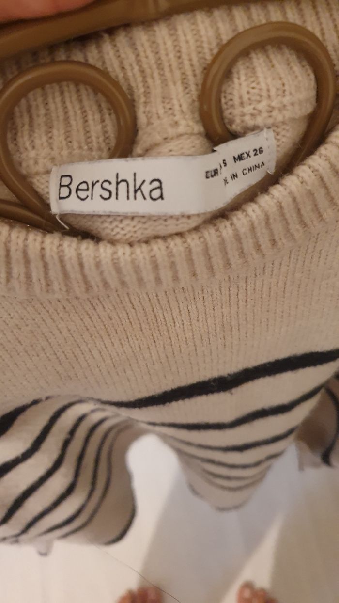 Pull Bershka S - photo numéro 3