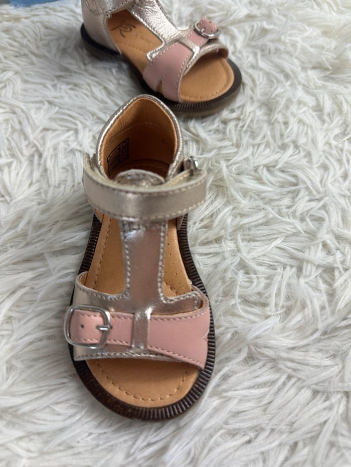 Paire de sandales Franco Romagnoli taille 21 - photo numéro 3