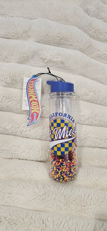 Magnifique Gourde Hotweels Mattel 2025 Neuve