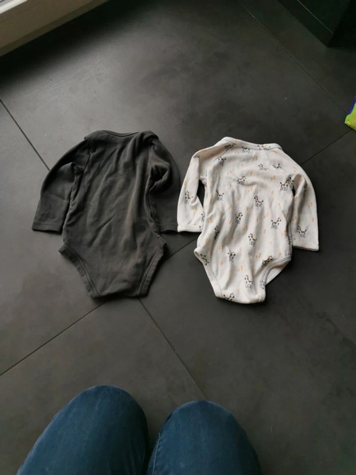 Lot de 2 bodys 6 mois - photo numéro 6