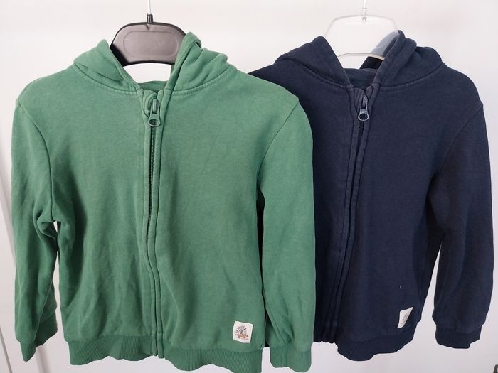 Lot de 2 gilets zippés kiabi 36 mois