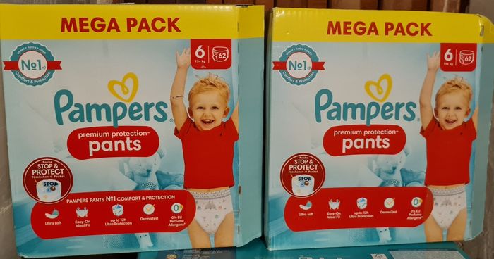 Couches pampers taille 6