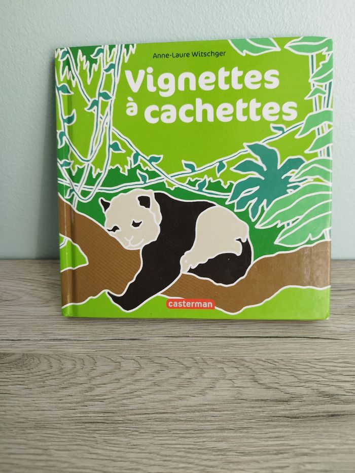 Livre vignette à cachette