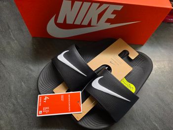 Claquettes nike