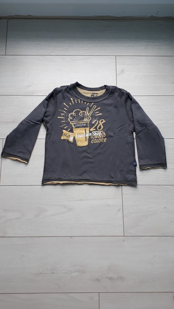 Tee shirt réversible