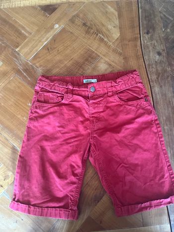 Short rouge