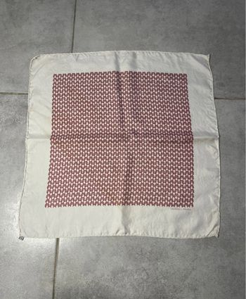 Gavroche en soie Hermes 