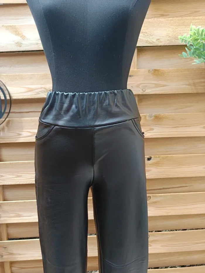 Legging simili taille M - photo numéro 3